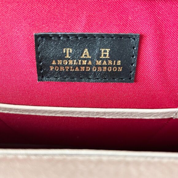 TAH Angelina Marie Portland Oregon The Envelope Oscar Leather Shoulder Bag Blush - Picture 10 of 11